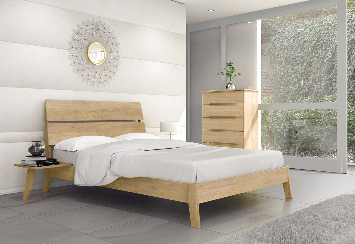 Linn 5 Drawer Chest in Oak