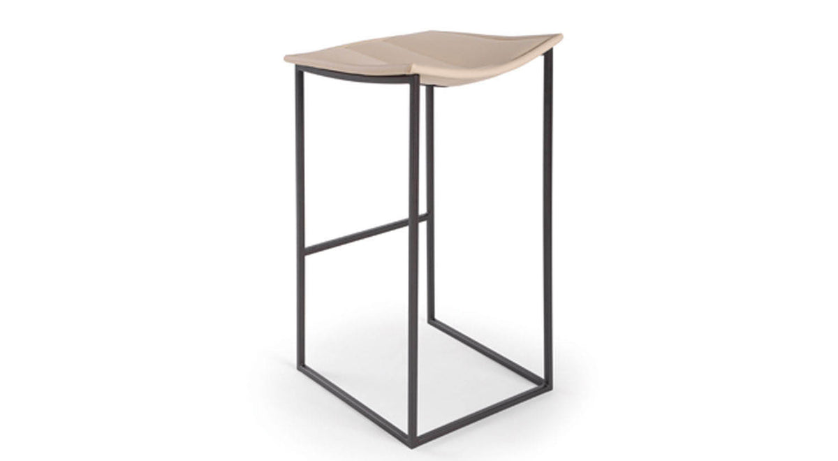 Bocca Stool