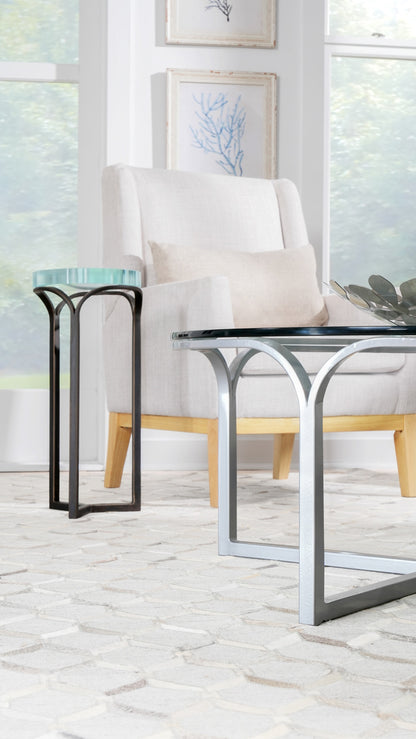 Wave Round Cocktail Table