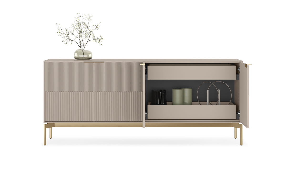 Zig Credenza 7649